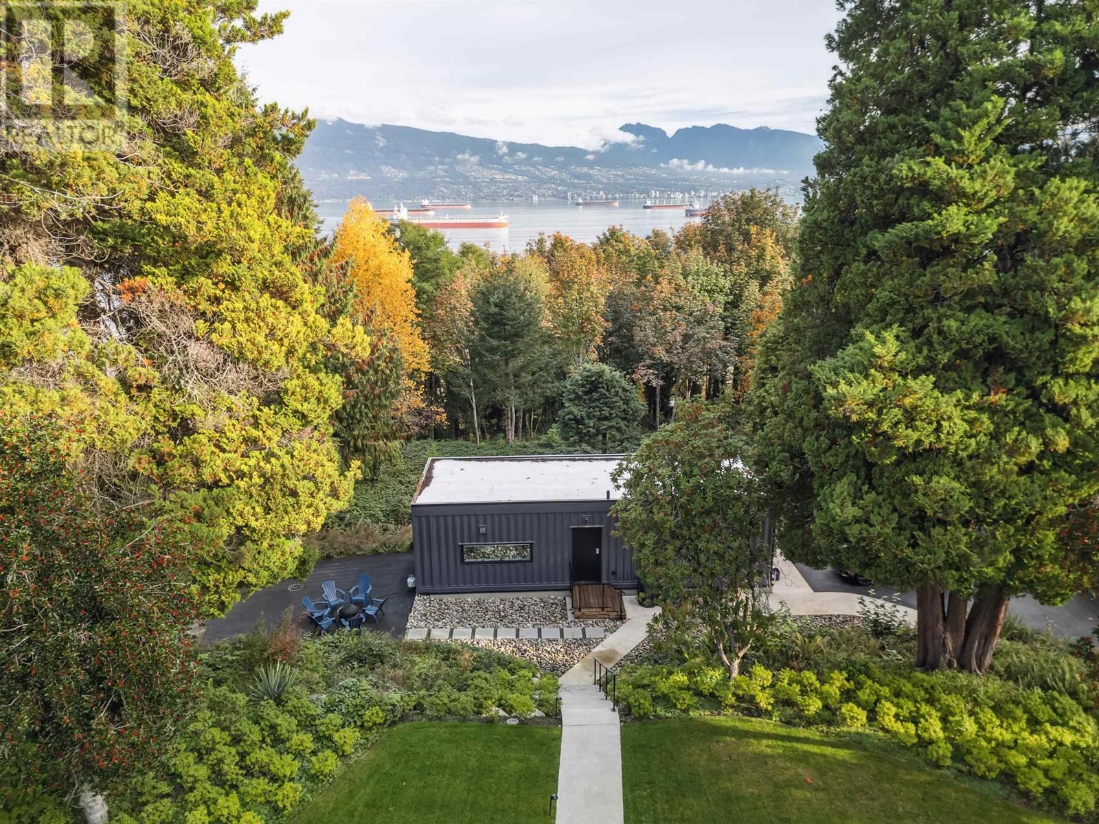 Listing photo — 4769 Belmont Avenue, Vancouver (MLS® R2934837)