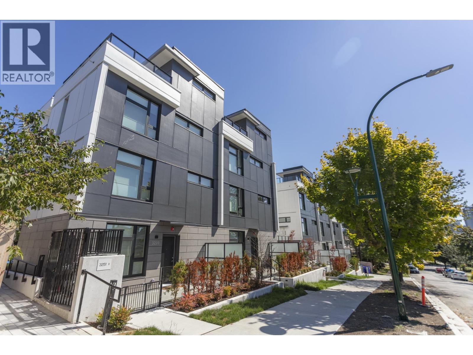 Listing photo — 3249 Clive Avenue, Vancouver (MLS® R3169210)
