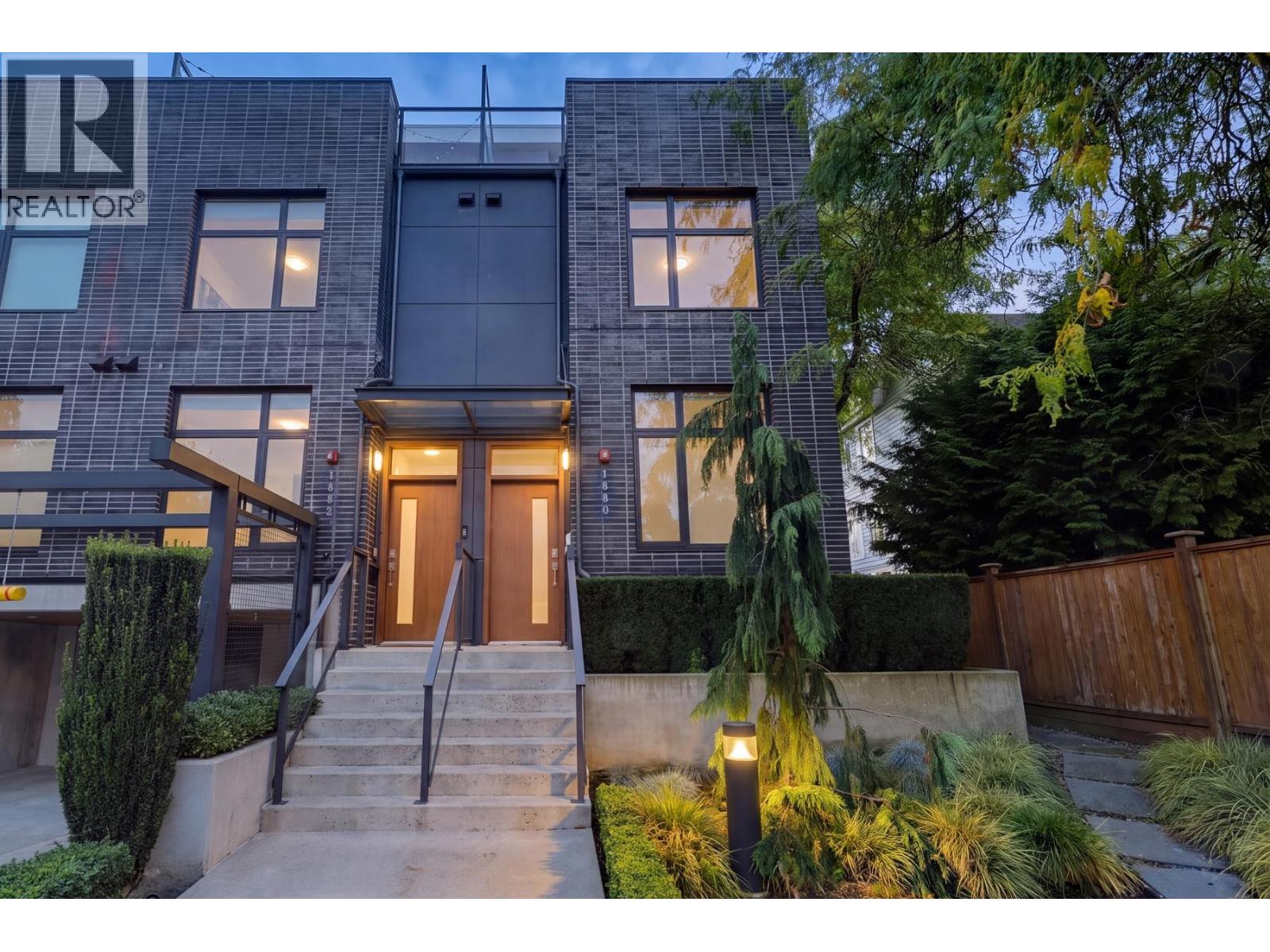 Listing photo — 1880 E Georgia Street, Vancouver (MLS® R3172341)