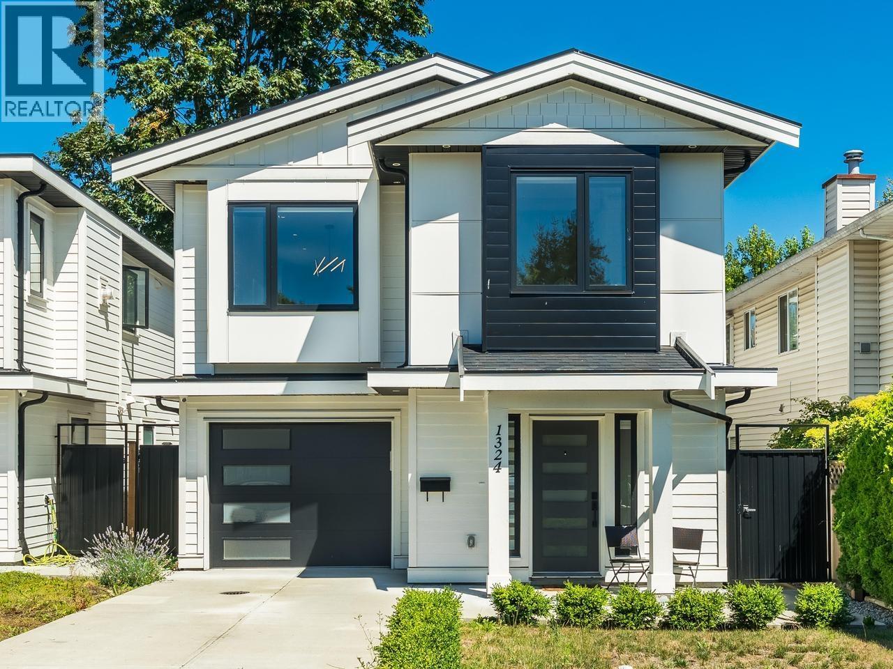 Listing photo — 1324 W 15th Street, North Vancouver (MLS® R3175437)