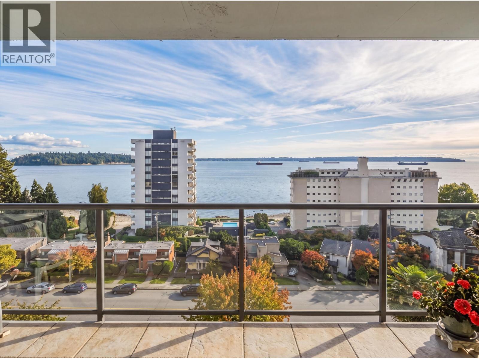 Listing photo — 305 – 1845 Bellevue Avenue, West Vancouver (MLS® R3176369)